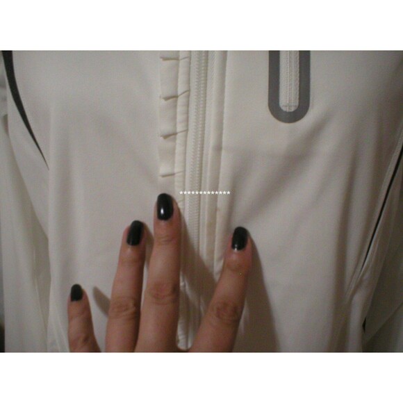 New NWT $98 Athleta Prevail 2 Jacket XL Womens White Gray Thumbholes Reflective - Picture 7 of 12